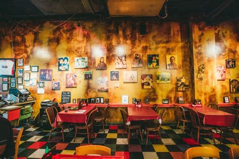 Merts Heart & Soul Restaurant (@mertscharlotte) .